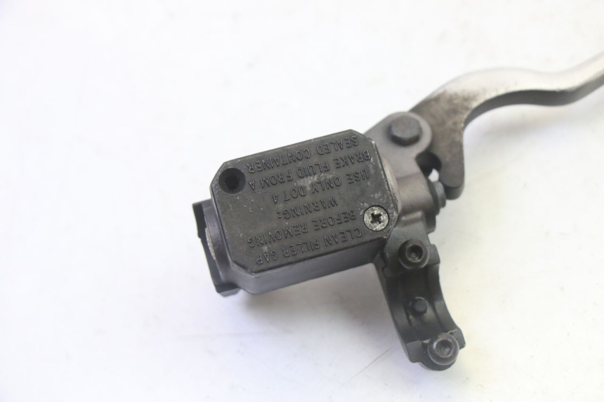 photo de FRONT MASTER CYLINDER YAMAHA X-MAX XMAX 125 (2010 - 2013) - Component detail