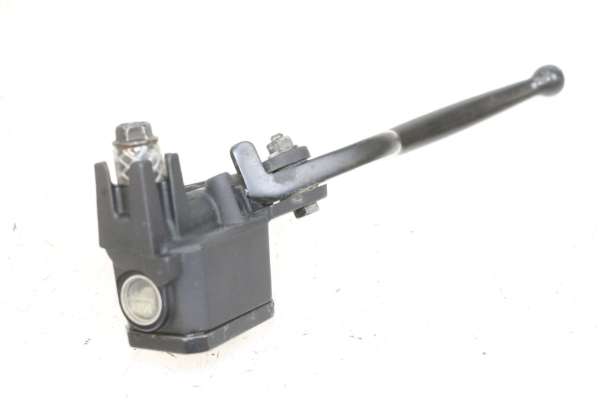 photo de FRONT MASTER CYLINDER YAMAHA XMAX X-MAX 125 (2006 - 2009) - Technical close-up