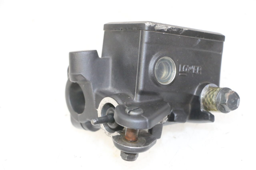 photo de FRONT BRAKE MASTER CYLINDER YAMAHA XJ6 ABS 600 (2008 - 2016) - Component detail