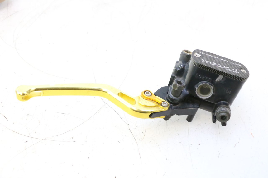photo de FRONT BRAKE MASTER CYLINDER YAMAHA XP T-MAX ABS 500 (2005 - 2005) - Alternative perspective