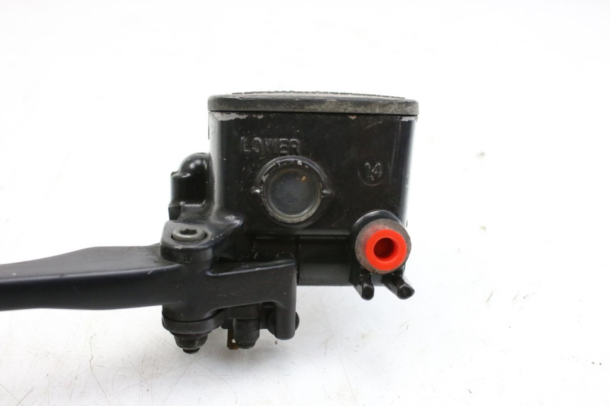photo de FRONT MASTER CYLINDER YAMAHA XP T-MAX TMAX ABS 500 (2004 - 2007) - Zoom on usage condition