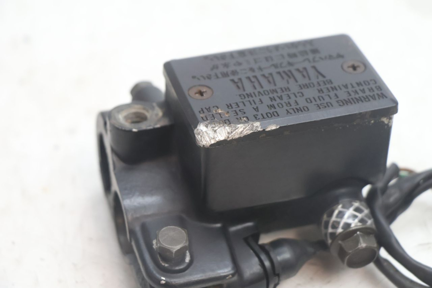 photo de FRONT BRAKE MASTER CYLINDER YAMAHA XV VIRAGO 535 (1988 - 2004) - Product overview