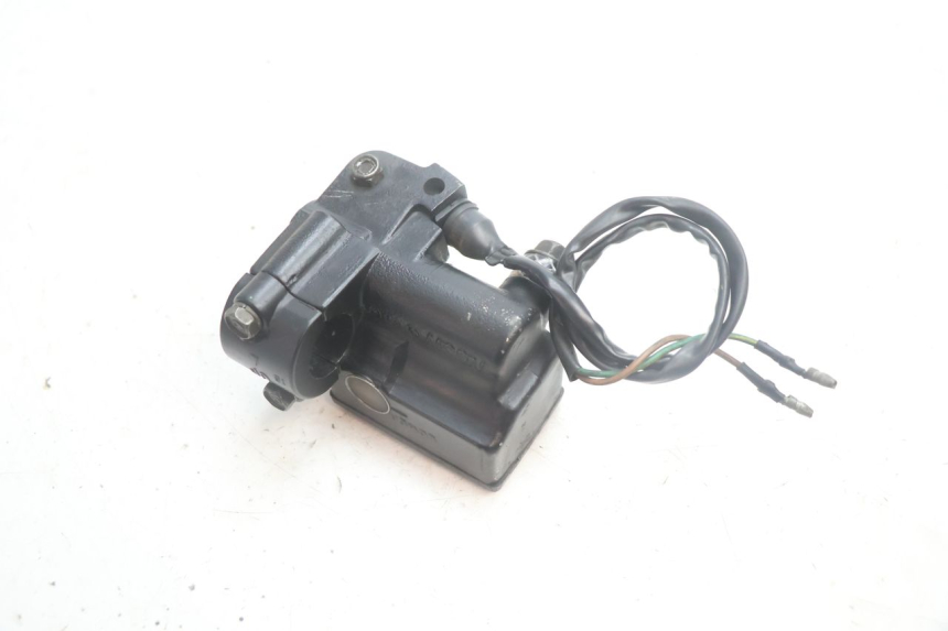 photo de FRONT BRAKE MASTER CYLINDER YAMAHA XV VIRAGO 535 (1988 - 2004) - Surface and material condition