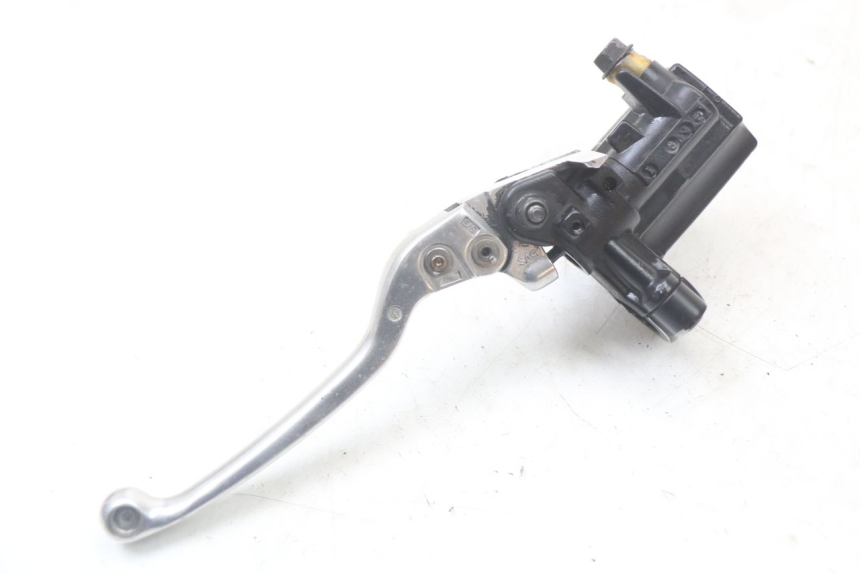 photo de FRONT BRAKE MASTER CYLINDER YAMAHA FJR ABS 1300 (2006 - 2012) - Fixing points details