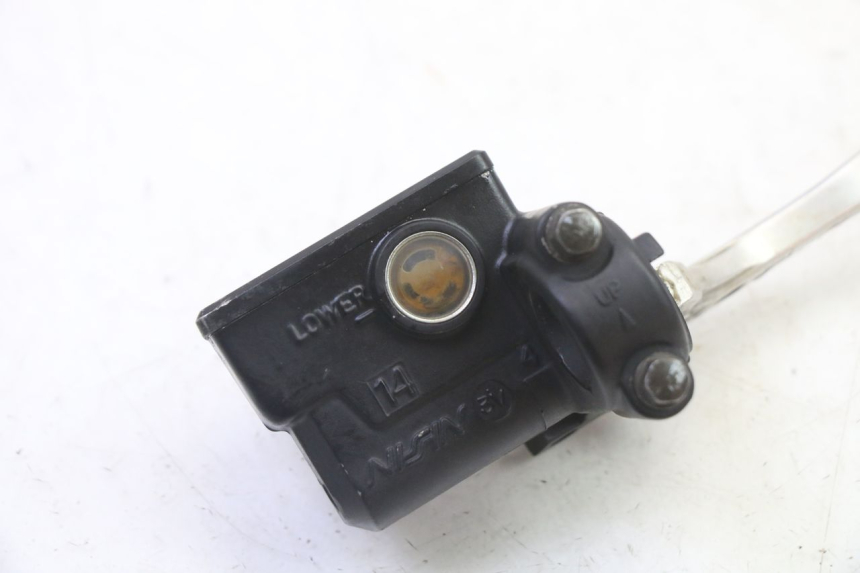 photo de FRONT BRAKE MASTER CYLINDER YAMAHA YFM BRUIN 350 (2003 - 2009) - Technical close-up