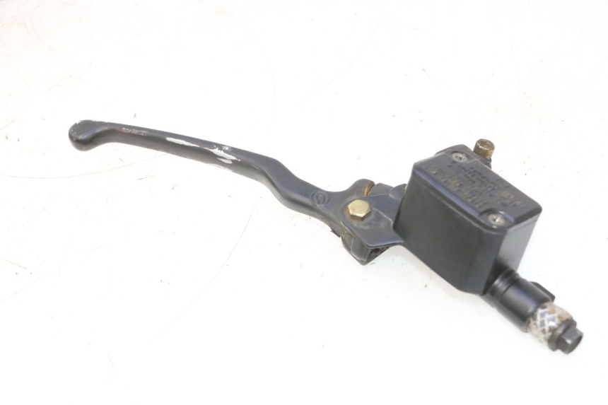 photo de FRONT BRAKE MASTER CYLINDER YAMAHA YP MAJESTY 125 (1998 - 2001) - Main view