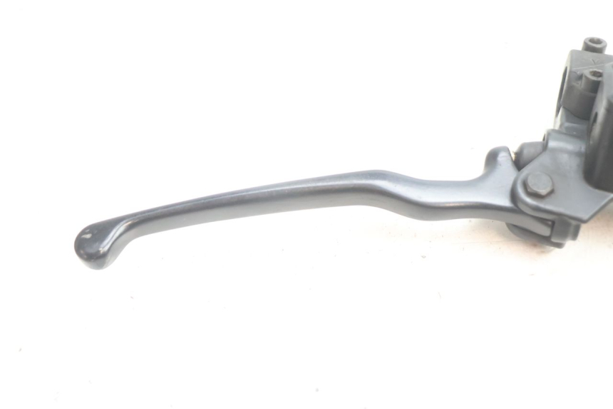 photo de FRONT BRAKE MASTER CYLINDER YAMAHA YP MAJESTY 125 (2002 - 2006) - Technical close-up