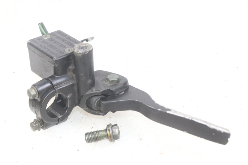 photo de FRONT BRAKE MASTER CYLINDER YIYING YY125T 125 (2006 - 2014) - Technical close-up