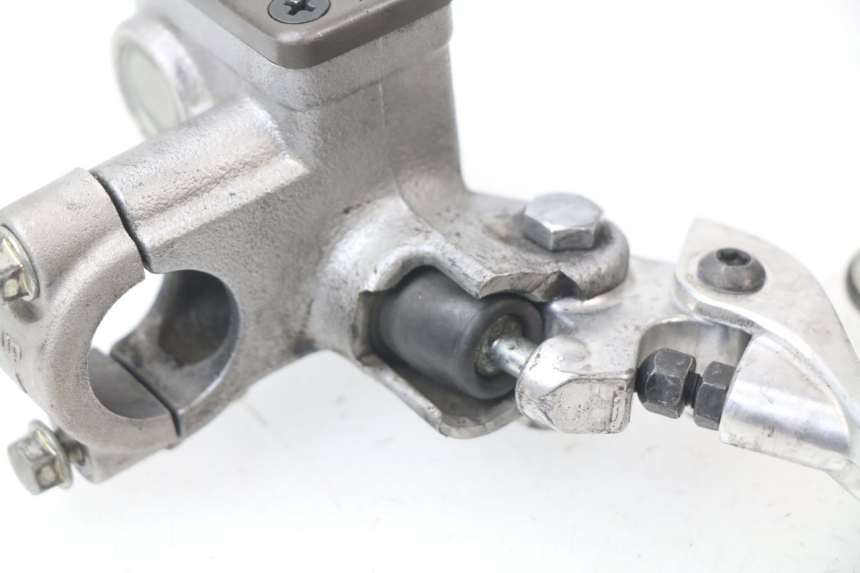 photo de FRONT BRAKE MASTER CYLINDER YAMAHA YZF YZ-F 450 (2018 - 2021) - Zoom on usage condition