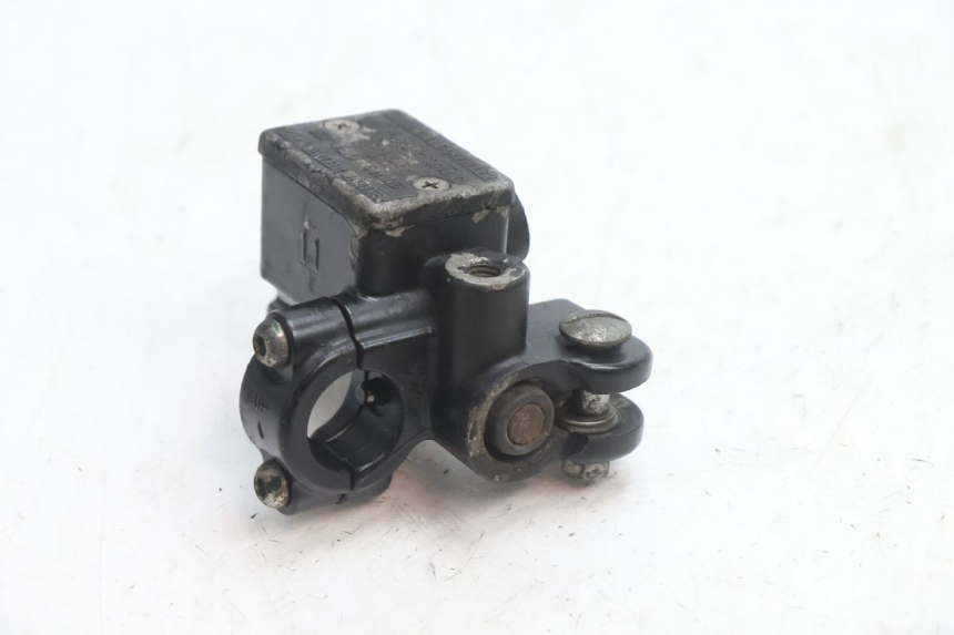 photo de FRONT MASTER CYLINDER PIAGGIO ZIP 2T 50 (2009 - 2019) - Technical close-up