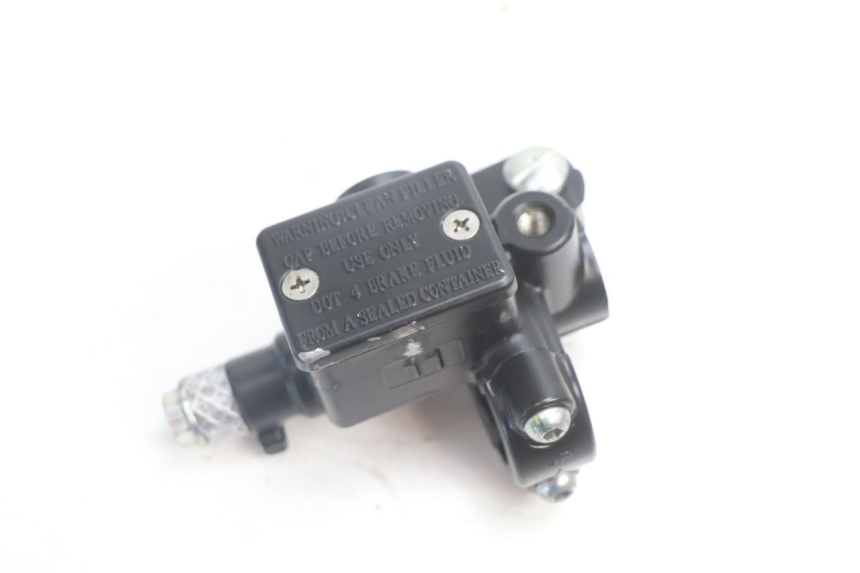 photo de FRONT MASTER CYLINDER PIAGGIO ZIP 2T 50 (2009 - 2019) - Component detail