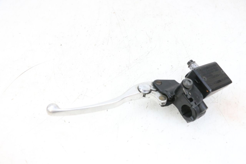 photo de CLUTCH MASTER CYLINDER YAMAHA FJR ABS 1300 (2006 - 2012) - Fixing points details