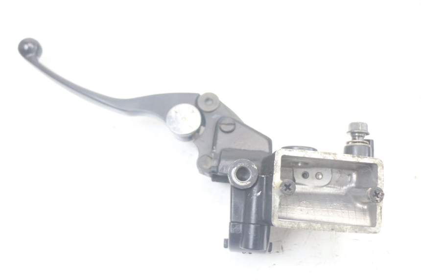 photo de CLUTCH MASTER CYLINDER TRIUMPH SPEED TRIPLE T301 900 (1994 - 1996) - Component detail