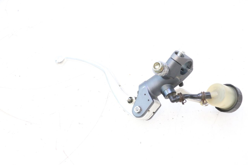 photo de CLUTCH MASTER CYLINDER DUCATI SS IE DS CARENEE 1000 (2002 - 2006) - Distinctive features
