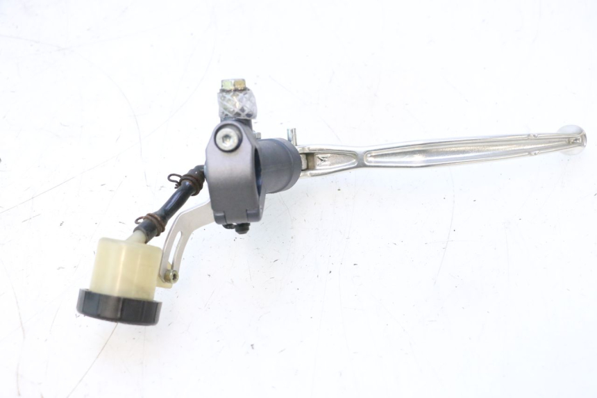 photo de CLUTCH MASTER CYLINDER DUCATI SS IE DS CARENEE 1000 (2002 - 2006) - Zoom on usage condition