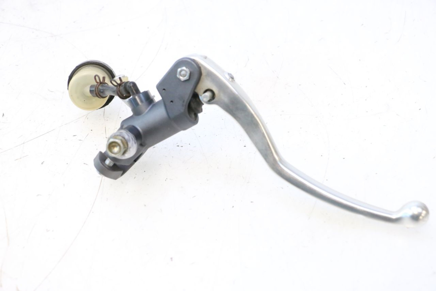 photo de CLUTCH MASTER CYLINDER DUCATI SS IE DS CARENEE 1000 (2002 - 2006) - Alternative perspective