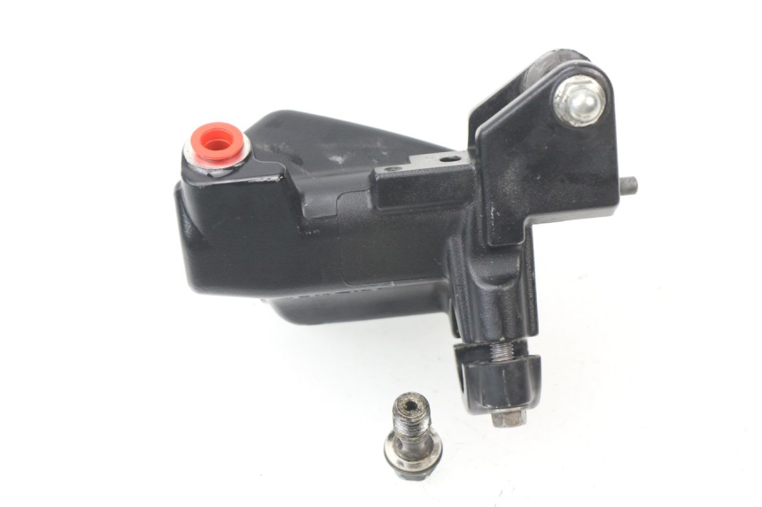 photo de CLUTCH MASTER CYLINDER HONDA VFR F 1200 (2010 - 2015) - Component detail