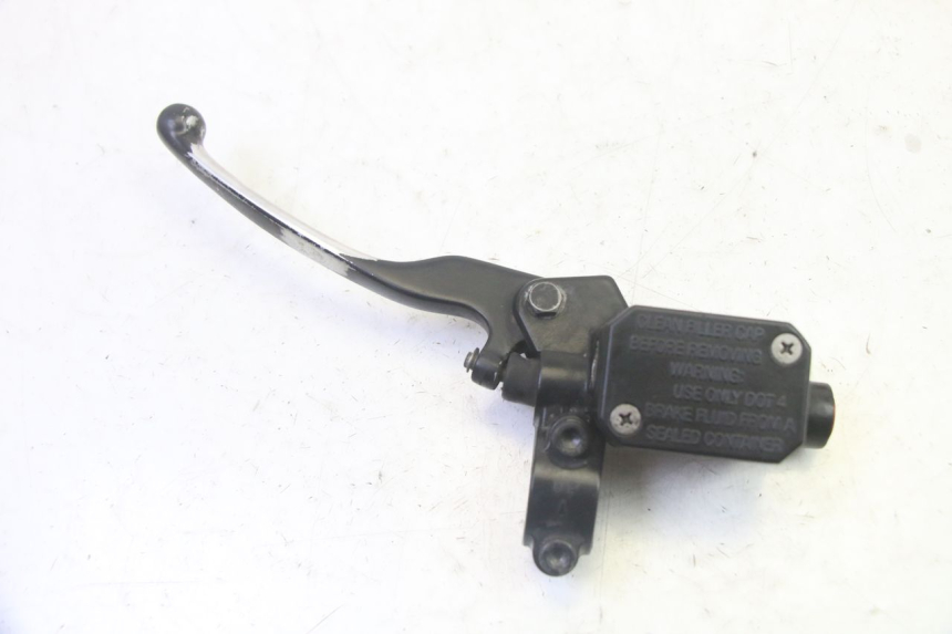 photo de REAR BRAKE MASTER CYLINDER ADIVA AD3 300 (2014 - 2020) - Zoom on usage condition