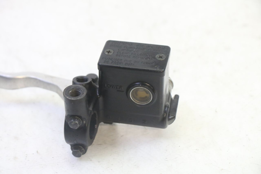 photo de REAR BRAKE MASTER CYLINDER SUZUKI BURGMAN 125 (2007 - 2014) - Alternative perspective