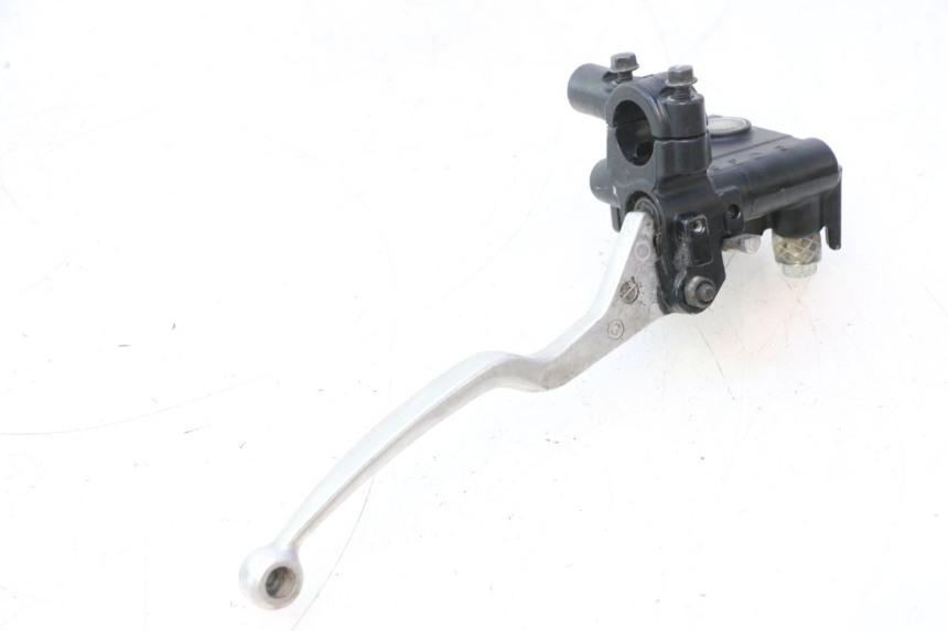 photo de REAR BRAKE MASTER CYLINDER SUZUKI BURGMAN 125 (2007 - 2014) - Technical close-up
