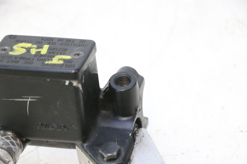 photo de REAR BRAKE MASTER CYLINDER SUZUKI BURGMAN 125 (2007 - 2014) - Additional view of the item