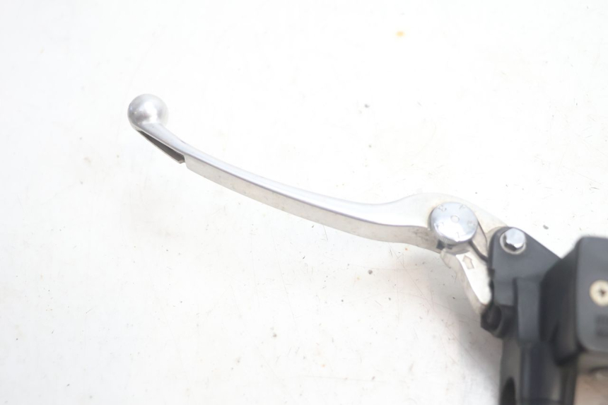 photo de REAR BRAKE MASTER CYLINDER SUZUKI BURGMAN EXECUTIVE ABS 650 (2006 - 2012) - Component detail