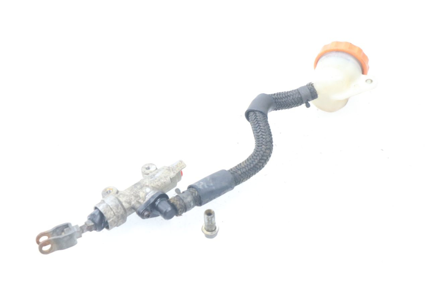photo de REAR BRAKE MASTER CYLINDER HONDA CBR F SC21 1000 (1986 - 1992) - Component detail