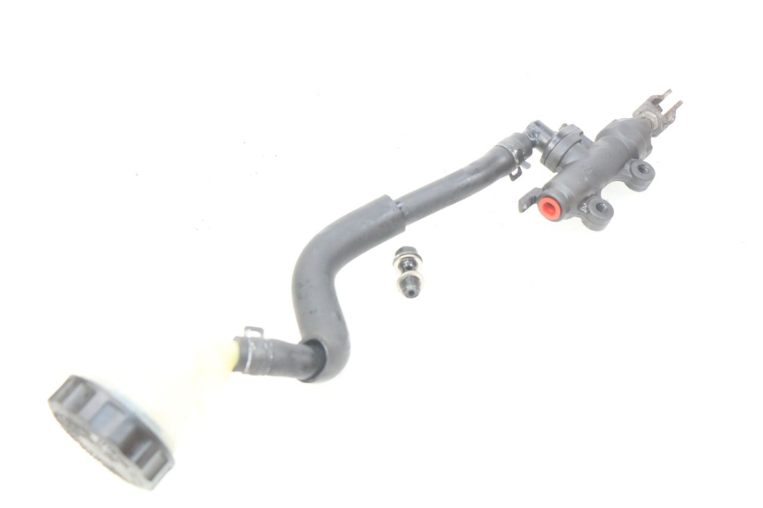 photo de REAR BRAKE MASTER CYLINDER HONDA CBRF CBR-F PC41 600 (2011 - 2013) - Component detail