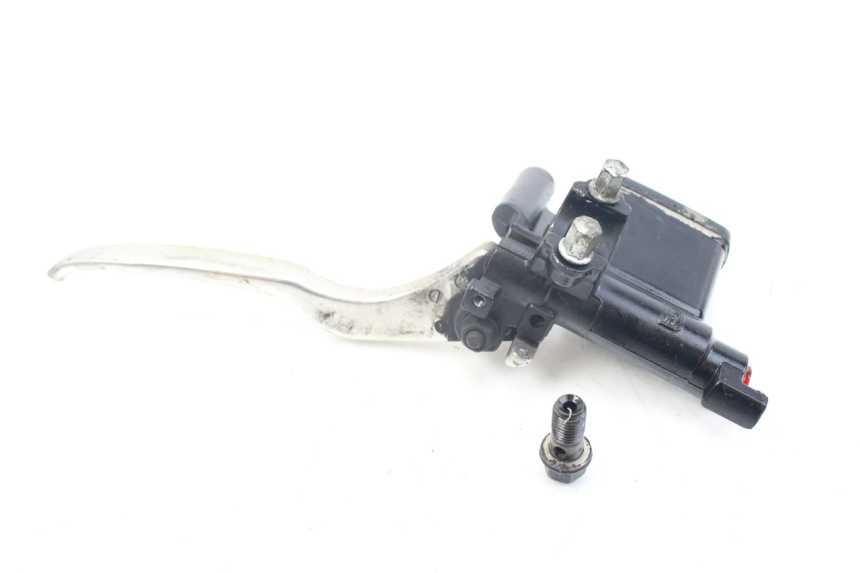 photo de REAR BRAKE MASTER CYLINDER SYM CITYCOM CITY COM 125 (2009 - 2014) - Technical close-up