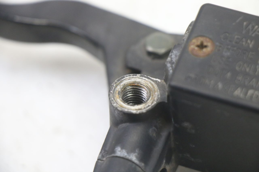 photo de REAR BRAKE MASTER CYLINDER PEUGEOT CITYSTAR 50 (2013 - 2017) - Alternative perspective