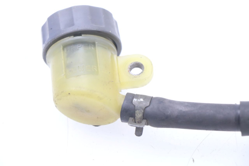 photo de REAR BRAKE MASTER CYLINDER HONDA CR 125 (2000 - 2001) - Technical close-up