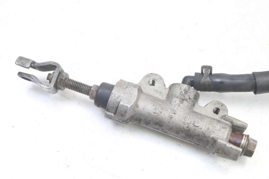 photo de REAR BRAKE MASTER CYLINDER HONDA CR 85 (2003 - 2007) - Component detail