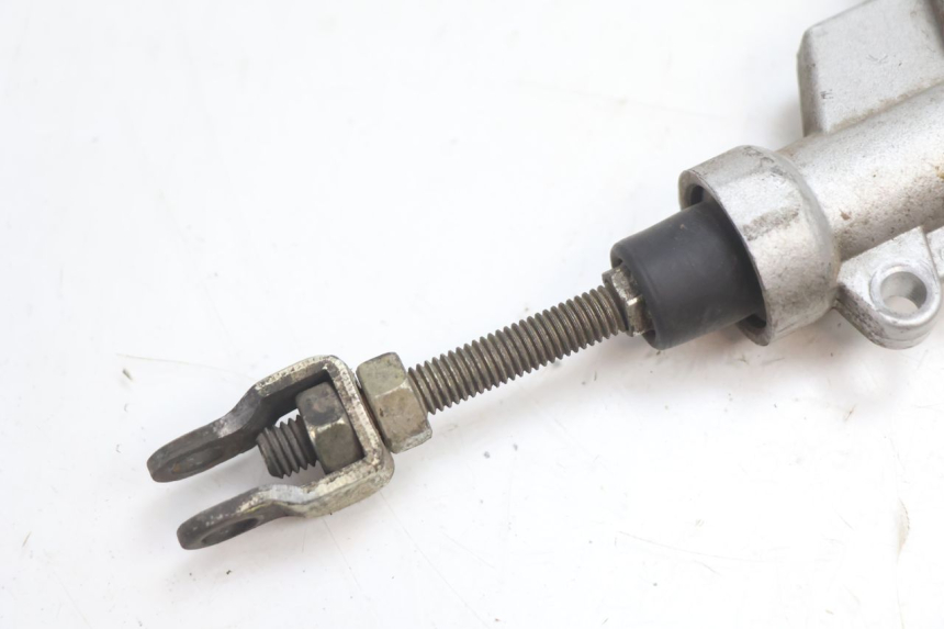 photo de REAR BRAKE MASTER CYLINDER HM HONDA CRM DERAPAGE RR 50 (2006 - 2017) - Zoom on usage condition
