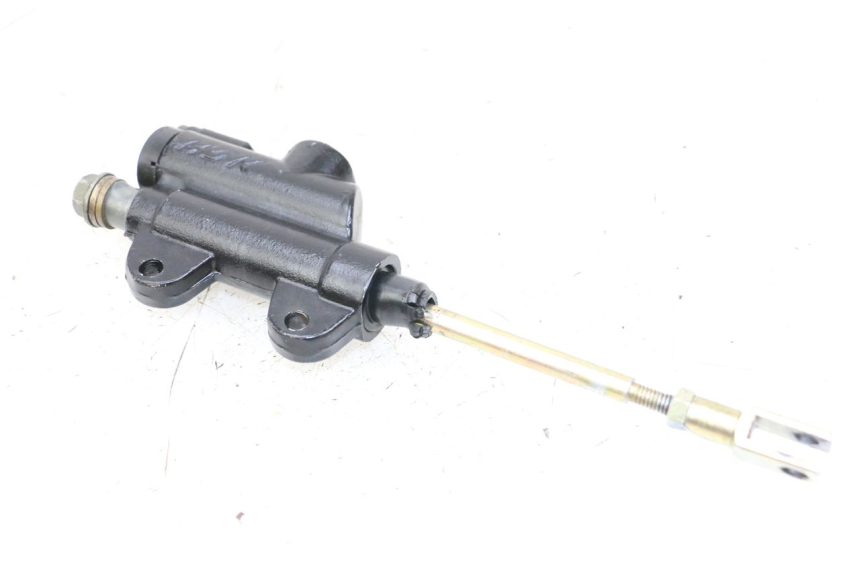 photo de REAR BRAKE MASTER CYLINDER RSR DIRT BIKE 150 - Zoom on usage condition