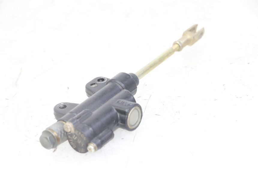 photo de REAR BRAKE MASTER CYLINDER CCR DIRT BIKE 125 - Alternative perspective