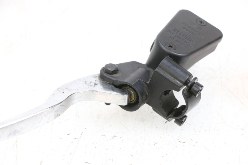 photo de REAR BRAKE MASTER CYLINDER SEGWAY NINEBOT E125S 1 (2022 - 2026) - Fixing points details