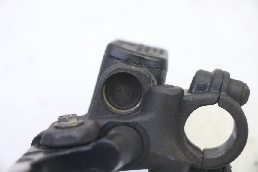 photo de REAR BRAKE MASTER CYLINDER PEUGEOT ELYSTAR 50 (2002 - 2014) - Technical close-up