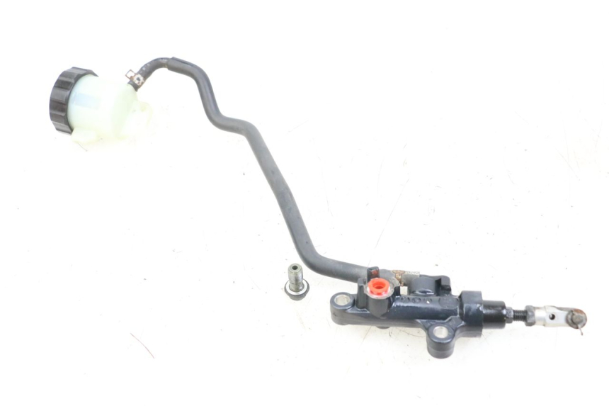 photo de REAR BRAKE MASTER CYLINDER YAMAHA FJR ABS 1300 (2006 - 2012) - Zoom on usage condition