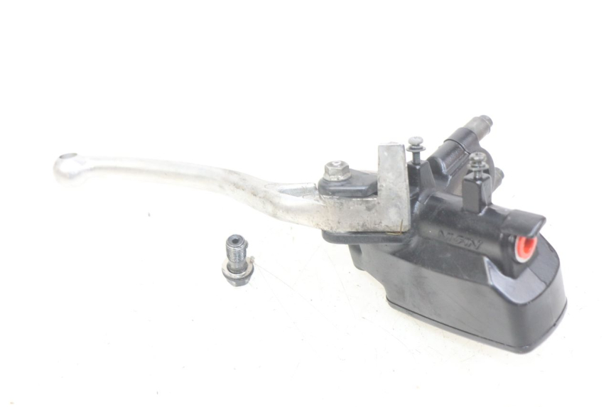 photo de REAR BRAKE MASTER CYLINDER HONDA FJS SILVERWING SILVER WING 400 (2009 - 2016) - Zoom on usage condition