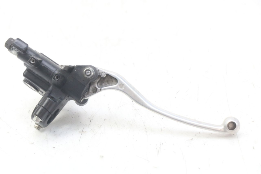 photo de REAR BRAKE MASTER CYLINDER HONDA FORZA 125 (2015 - 2016) - Zoom on usage condition