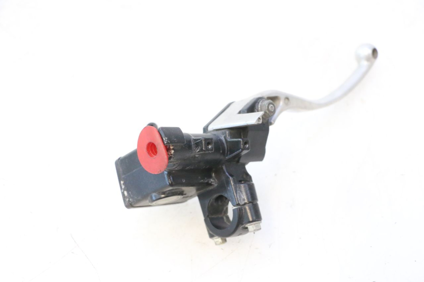 photo de REAR BRAKE MASTER CYLINDER HONDA FORZA 125 (2015 - 2016) - Zoom on usage condition