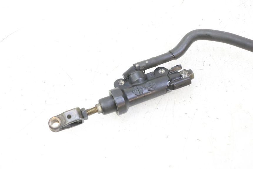 photo de REAR BRAKE MASTER CYLINDER YAMAHA FZ6 N FAZER 600 (2004 - 2006) - Component detail