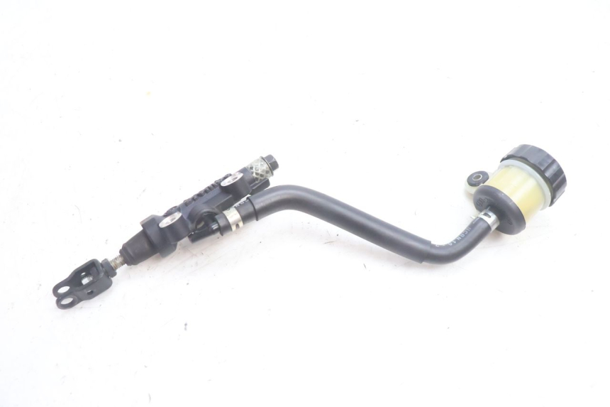 photo de REAR BRAKE MASTER CYLINDER YAMAHA FZ8 800 (2010 - 2016) - Product overview