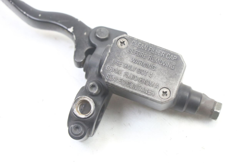 photo de REAR BRAKE MASTER CYLINDER GILERA NEXUS 300 (2008 - 2013) - Zoom on usage condition