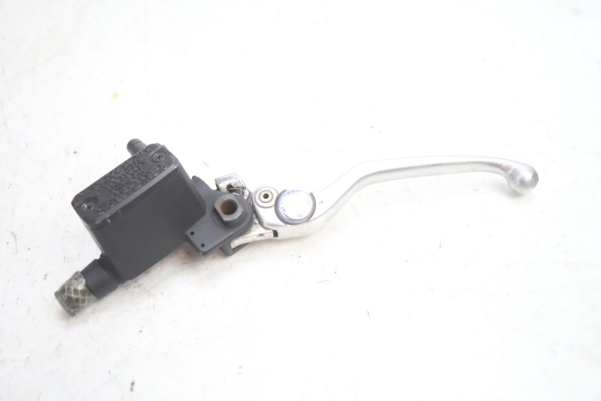 photo de REAR BRAKE MASTER CYLINDER GILERA GP 800 (2007 - 2013) - Product overview