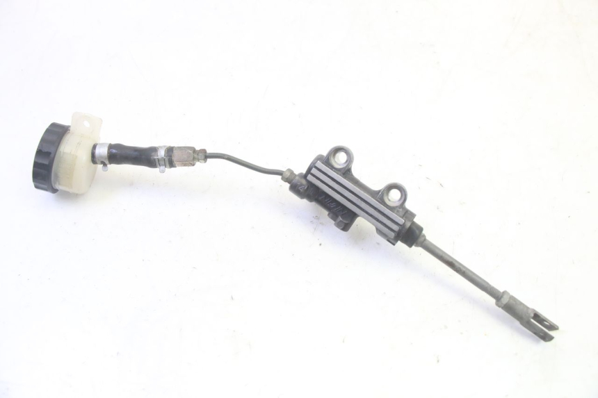 photo de REAR BRAKE MASTER CYLINDER KAWASAKI GPZ RX 1000 (1986 - 1988) - Main view