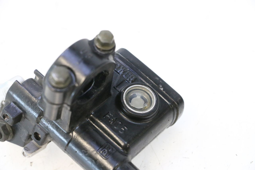 photo de REAR BRAKE MASTER CYLINDER KYMCO GRAND DINK 125 (2008 - 2014) - Technical close-up