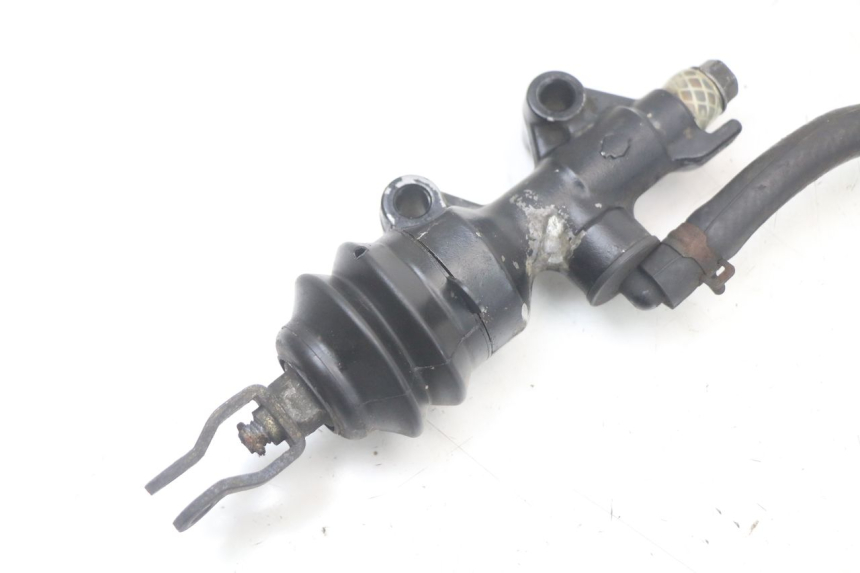 photo de REAR BRAKE MASTER CYLINDER HARLEY DAVIDSON SPORTSTER XL CUSTOM 883 (1999 - 2006) - Component detail