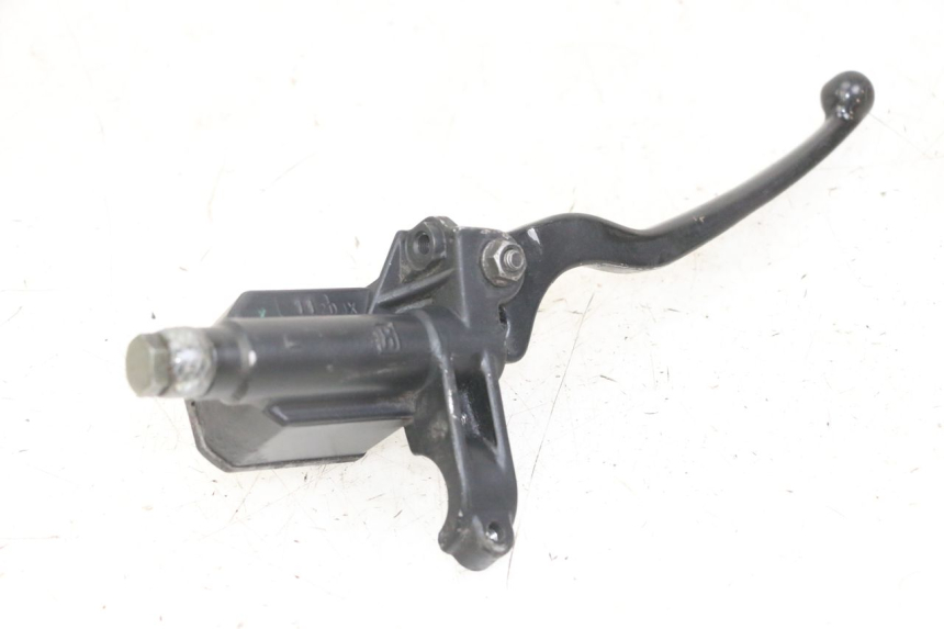 photo de REAR BRAKE MASTER CYLINDER PIAGGIO IE MP3 YOURBAN 300 (2011 - 2016) - Zoom on usage condition