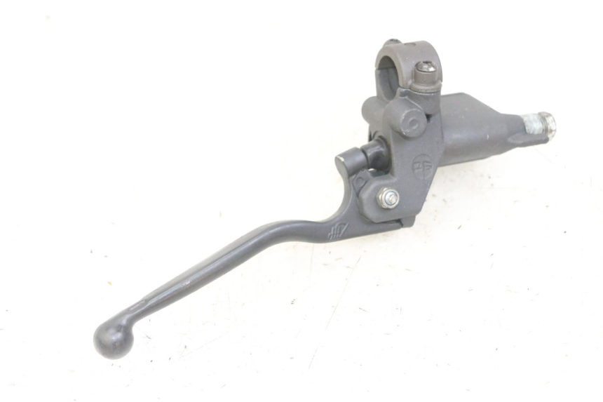 photo de REAR BRAKE MASTER CYLINDER PEUGEOT JET FORCE CARBU 50 (2003 - 2016) - Zoom on usage condition